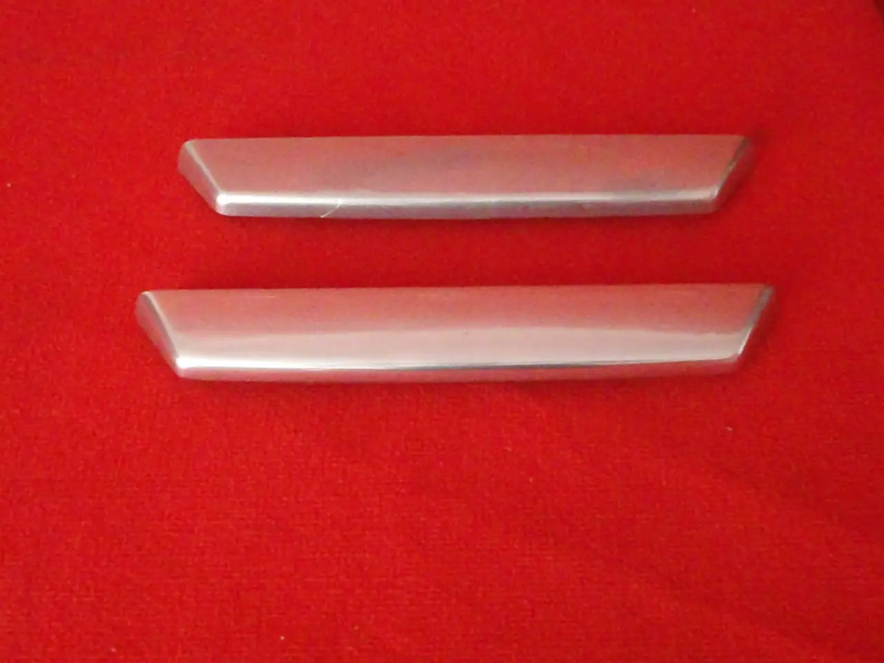 Billede 1 - Volvo 142,144,164 Hella nr plade lys