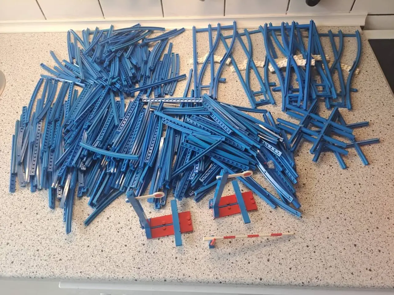 Billede 4 - Lego tog samling, der er det man kan se