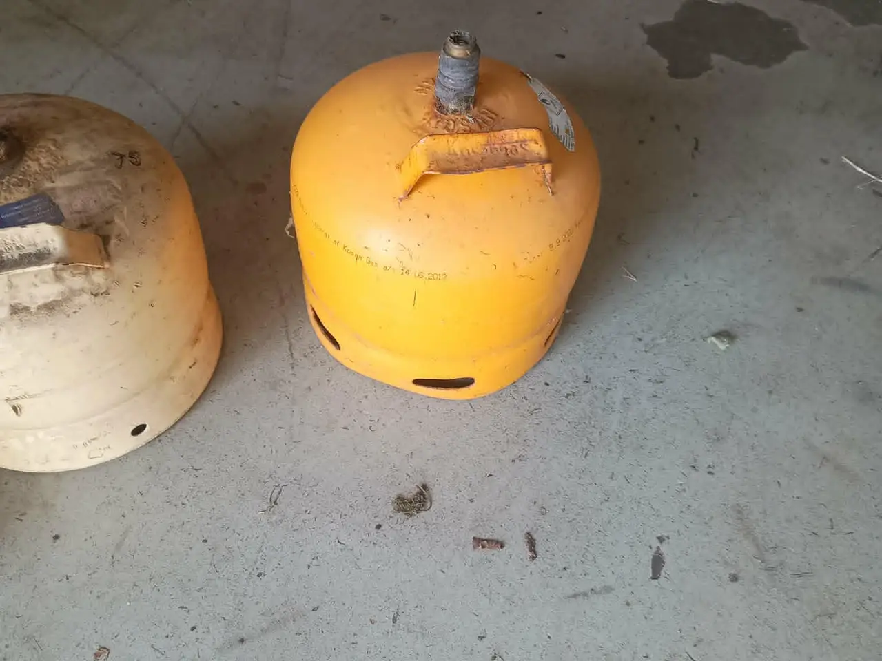 Billede 3 - 11-kilos og 5-kilos gasflasker
