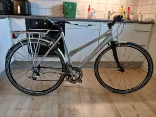 Fin Batavus sælges.