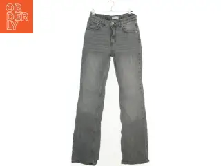 Grå jeans fra Gina Tricot (str. L)