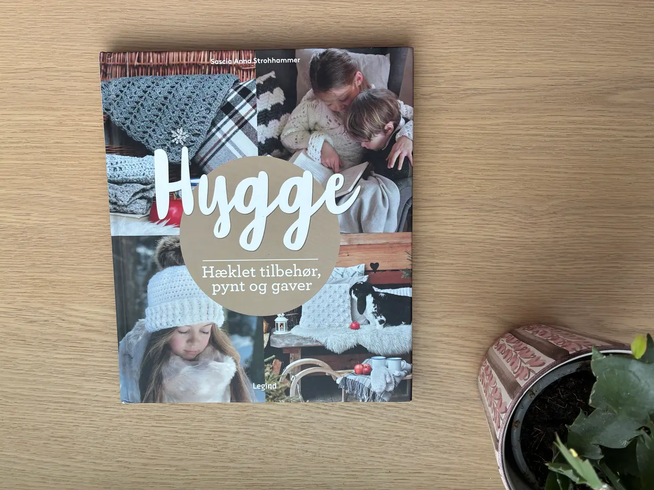 Billede 1 - Hygge - Hæklet tilbehør, pynt og gaver