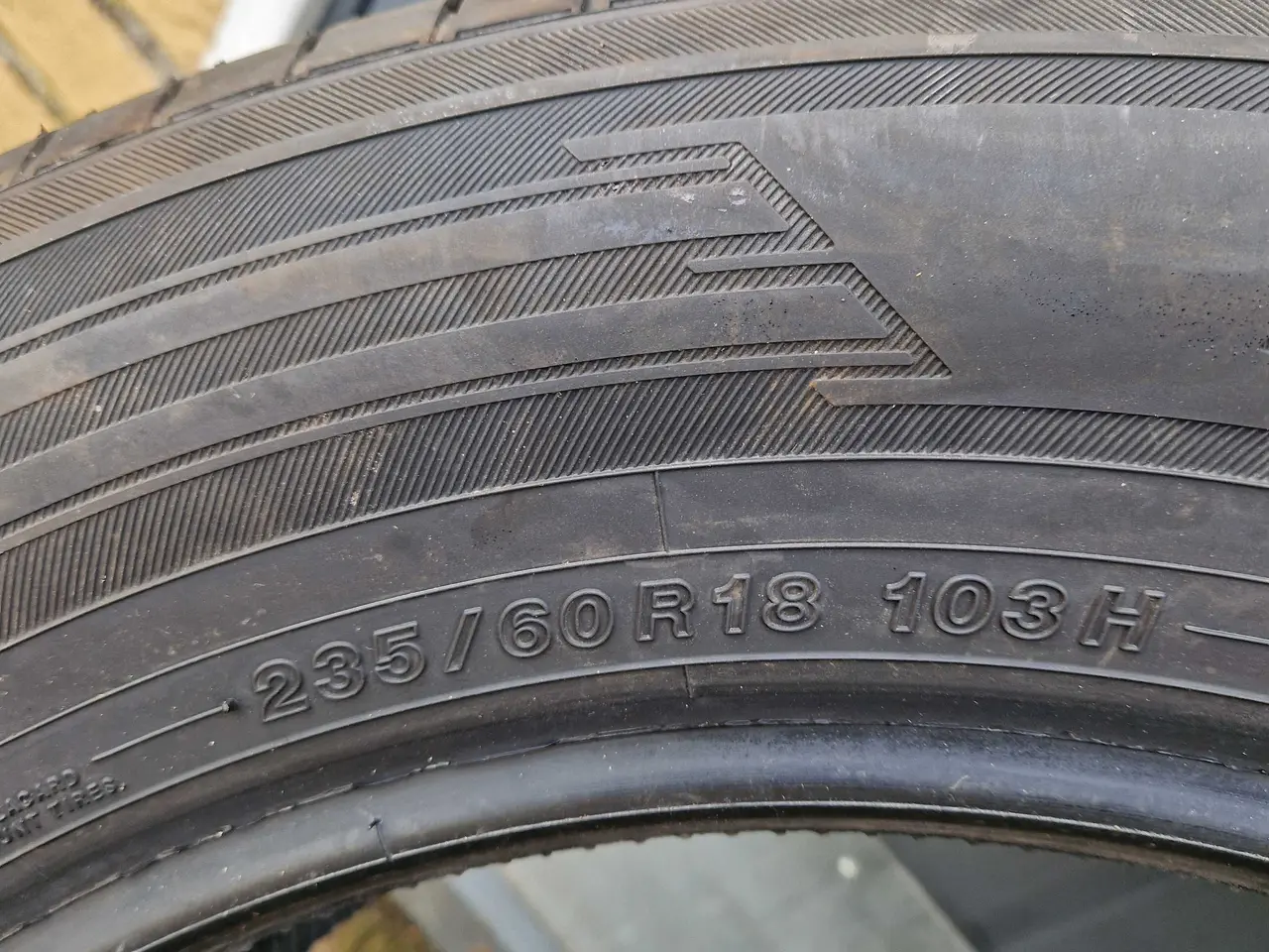 Billede 3 - Sommerdæk, 235/60 R18 103H