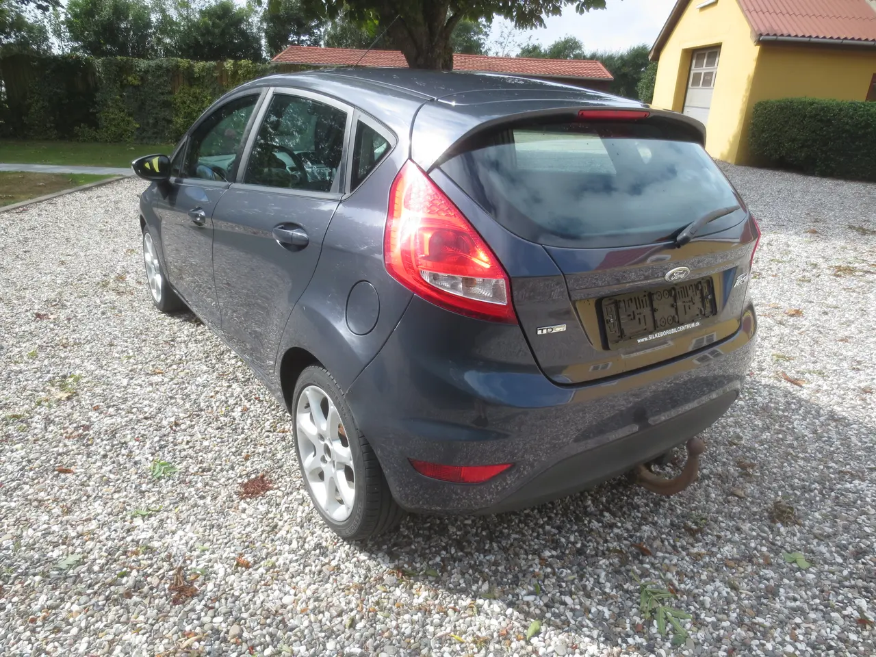 Billede 7 - Ford Fiesta 1.6 TD År 11. Uden syn. 