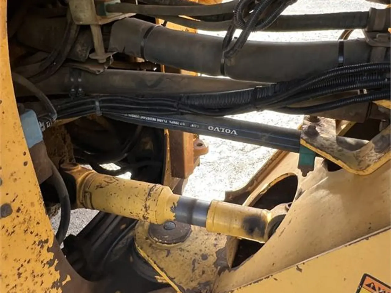 Billede 47 - Volvo L120 F - 21 ton - Motor/Engine 8000 timer- Video