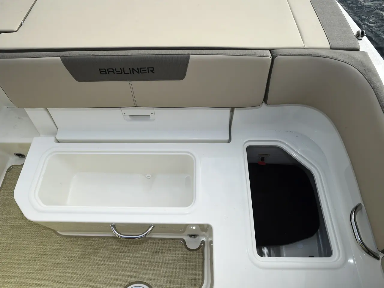 Billede 8 - Bayliner VR5 Cuddy med F150 Mercury-EFI XL 3,0L  - inkl. udstyr