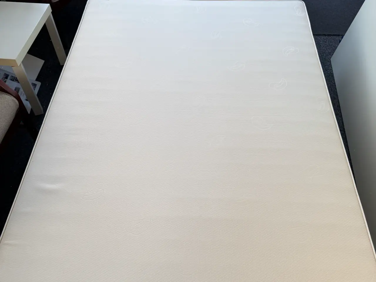 Billede 2 - Flot boxmadras seng med memoryfoam topmadras