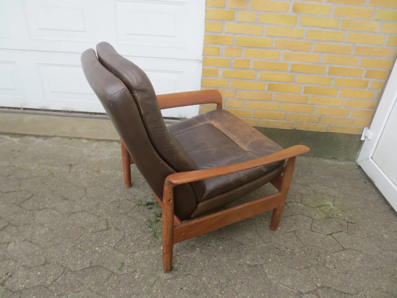 Billede 3 - 1 stk Retro Teak lænestol i Brun Læder