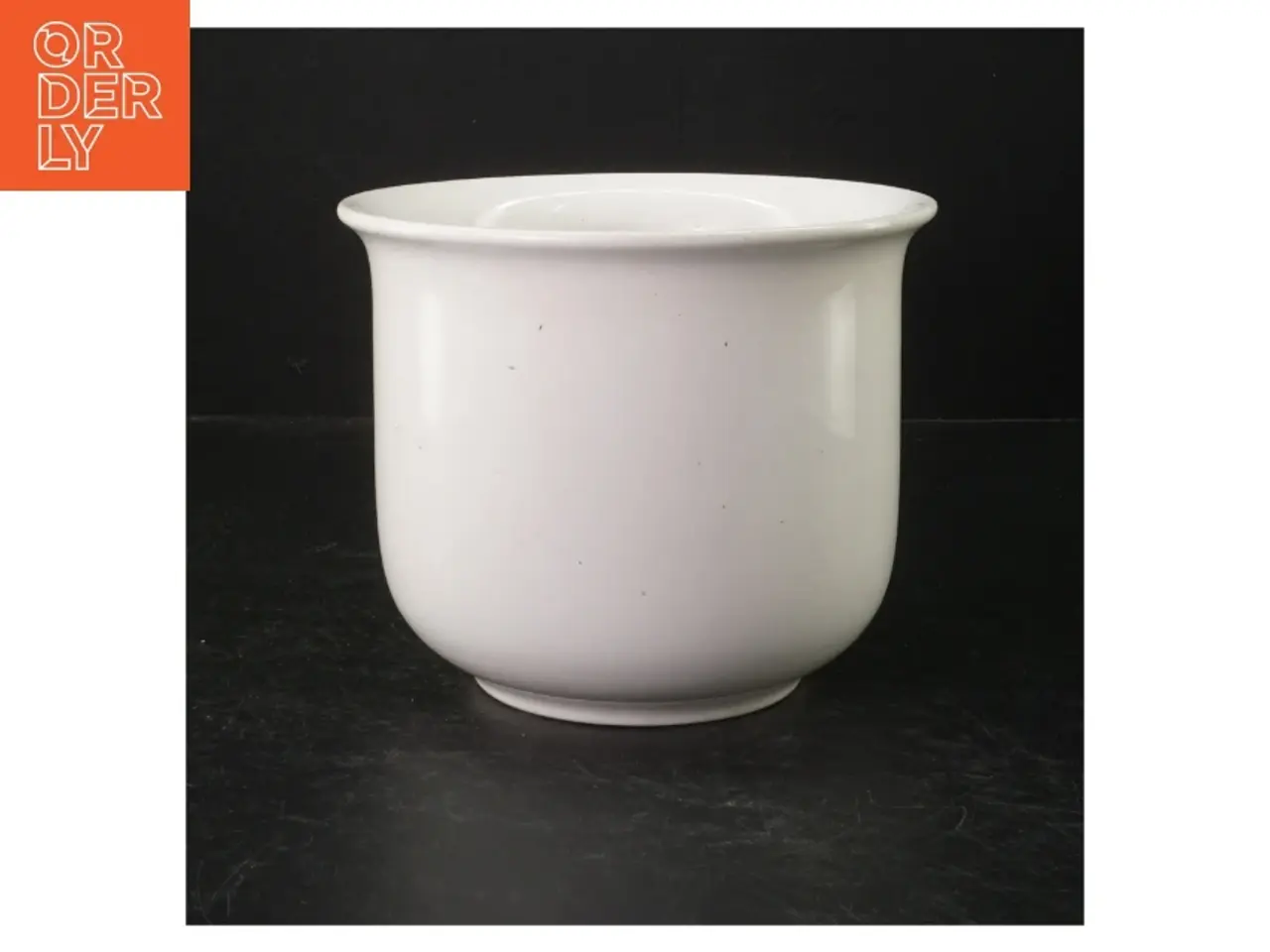 Billede 2 - Hvid porcelænskjuler (str. Ø 17. cm)