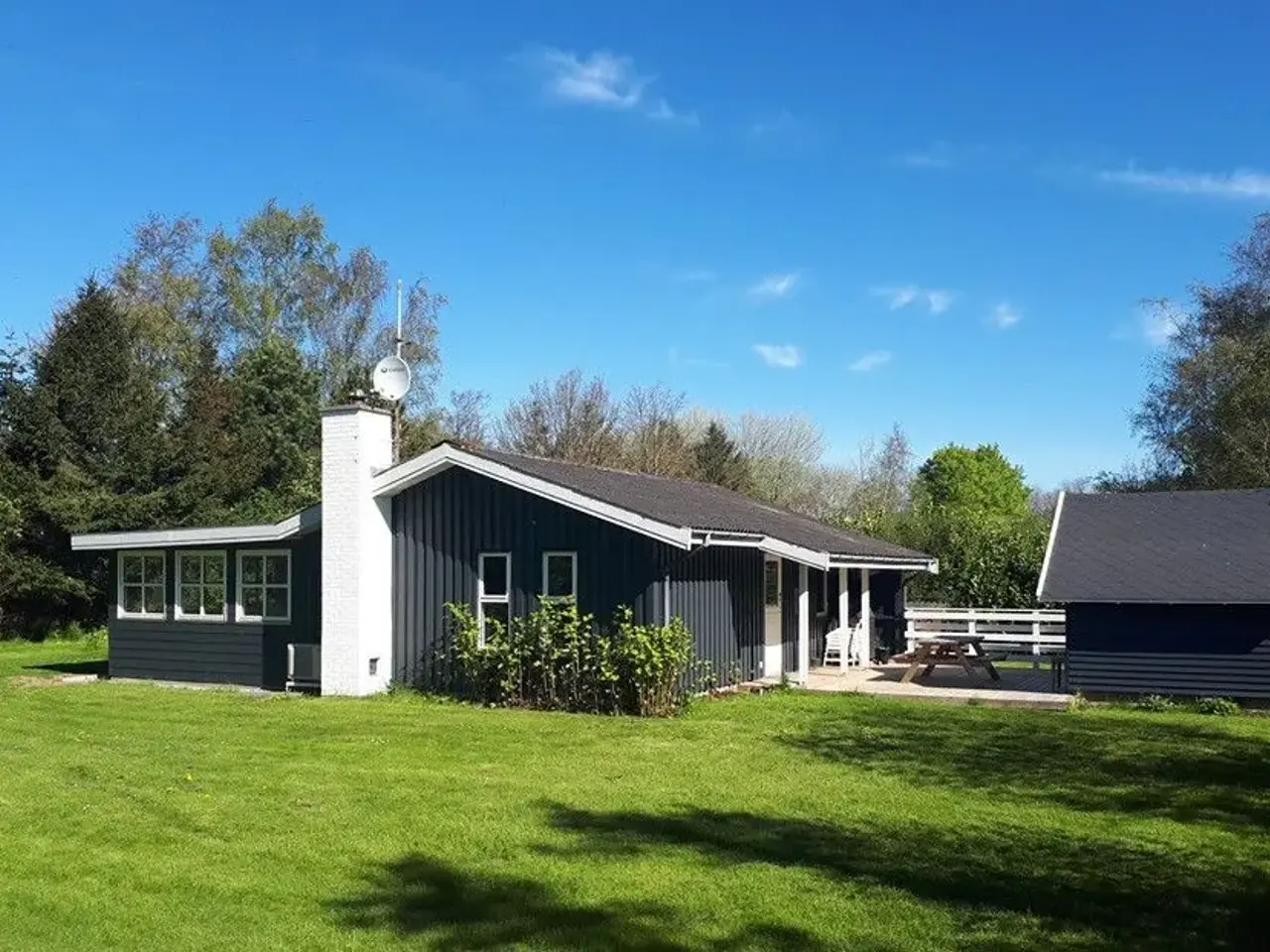 Billede 1 - Ferie i lækkert sommerhus på Langeland