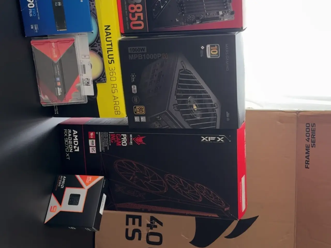 Billede 2 - HIGH END GAMER PC, RYZEN 7 9800X3D, XFX 9070 XT