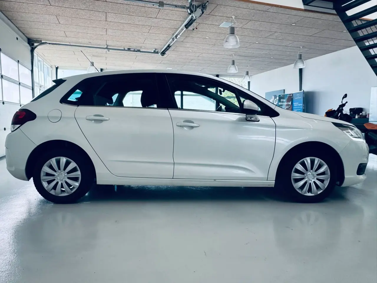 Billede 8 - Citroën C4 1,6 Blue HDi Feel Complet start/stop 100HK 5d