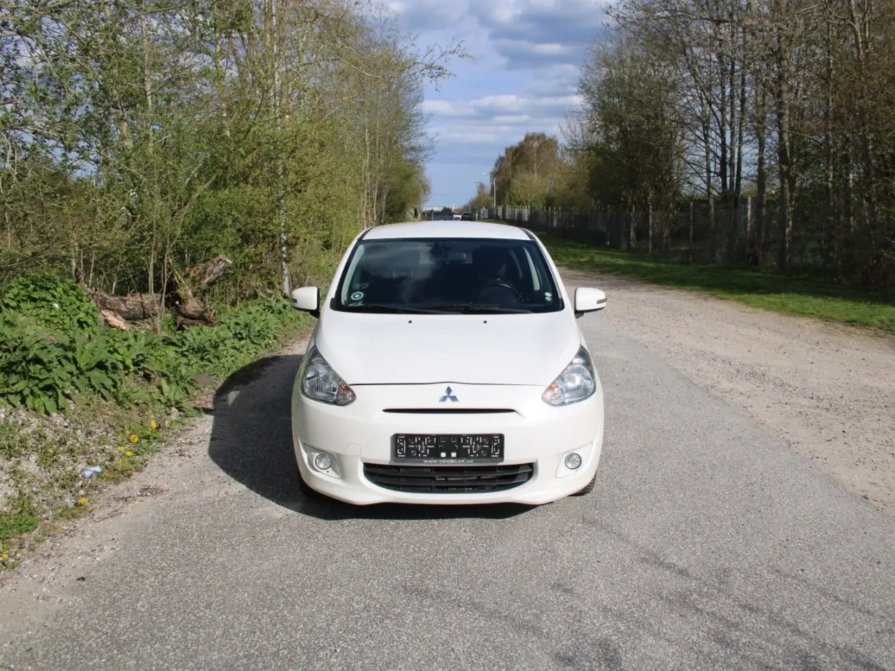 Billede 1 - Mitsubishi Space Star 1,2 Black & White