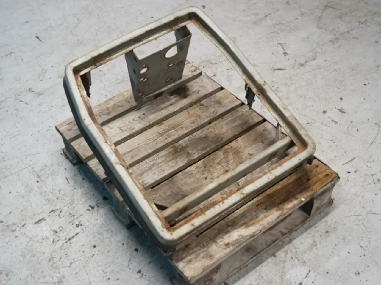 Billede 7 - Massey Ferguson 3070 Frontramme 3388223M97