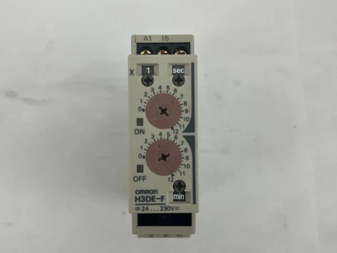 Billede 8 - Omron H3DE-F Timer relæ 24–230V AC/DC Multi-Range