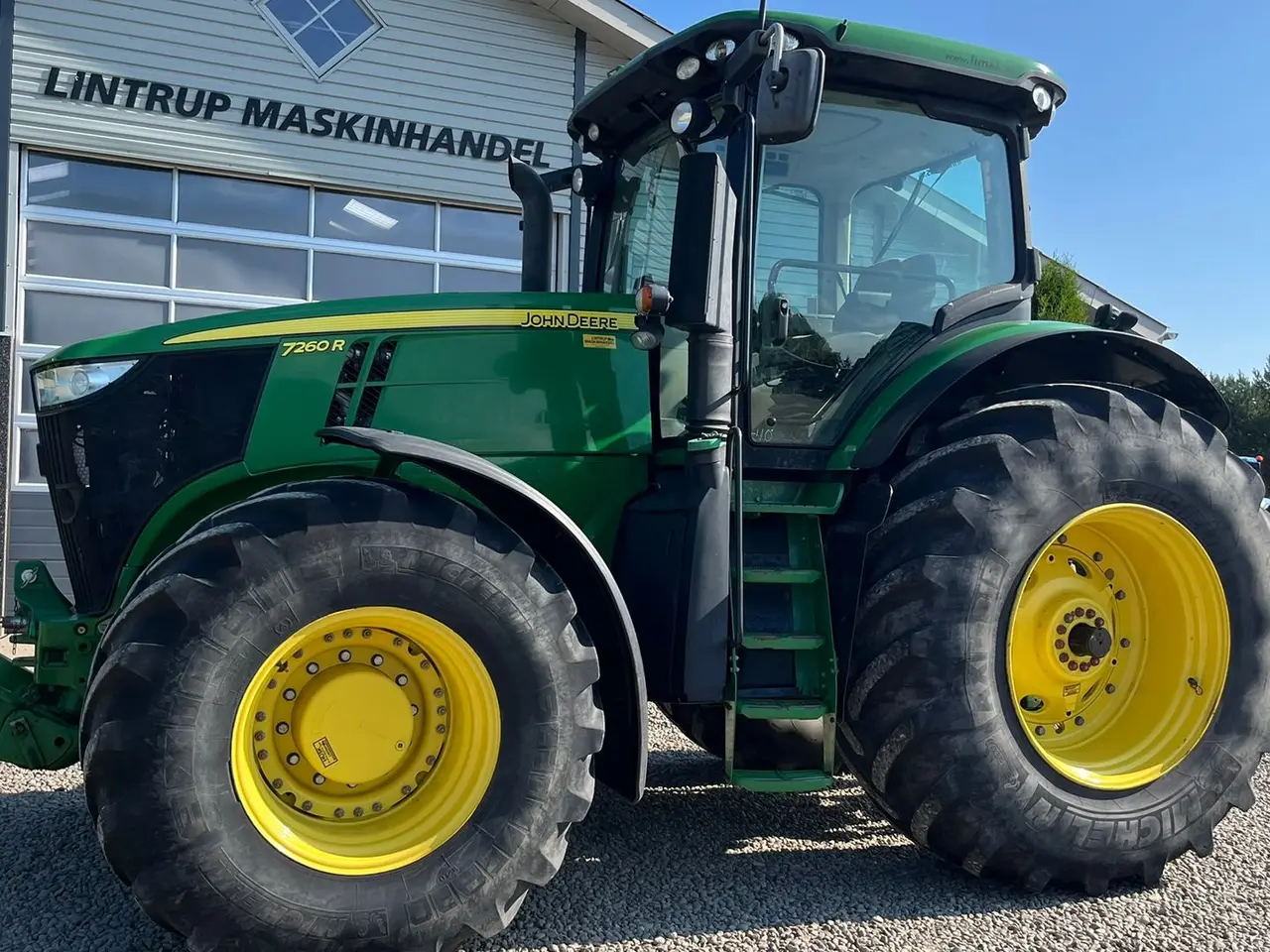 Billede 10 - John Deere 7260R AP med frontlift og front PTO