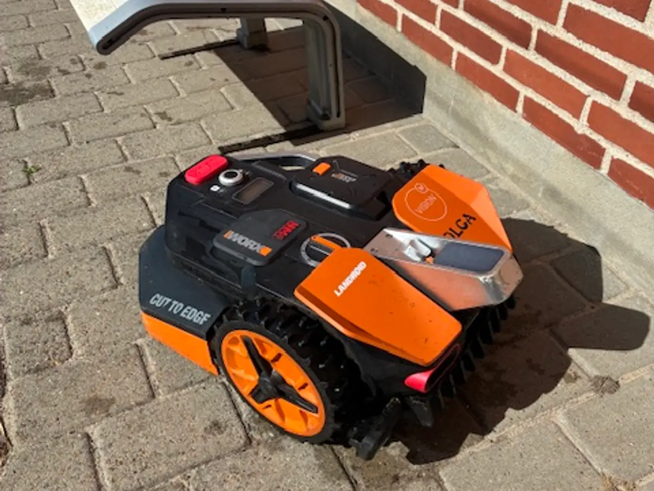 Billede 1 - Robot klipper