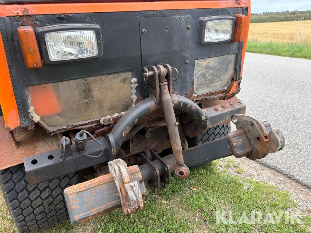 Billede 8 - Redskabsbærer Holder C230 4wd med redskaber