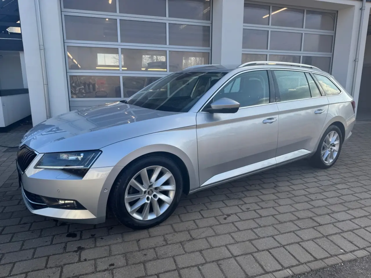 Billede 1 - Skoda Superb 1,5 TSi 150 Business Executive Combi DSG