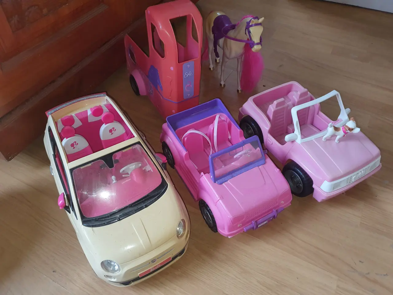 Billede 3 - Barbie dukker m.m.