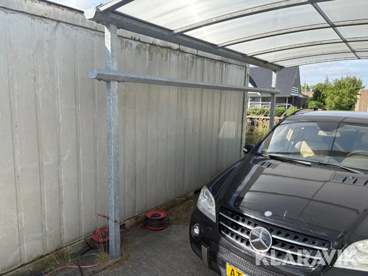 Billede 3 - Carport med buet overdækning
