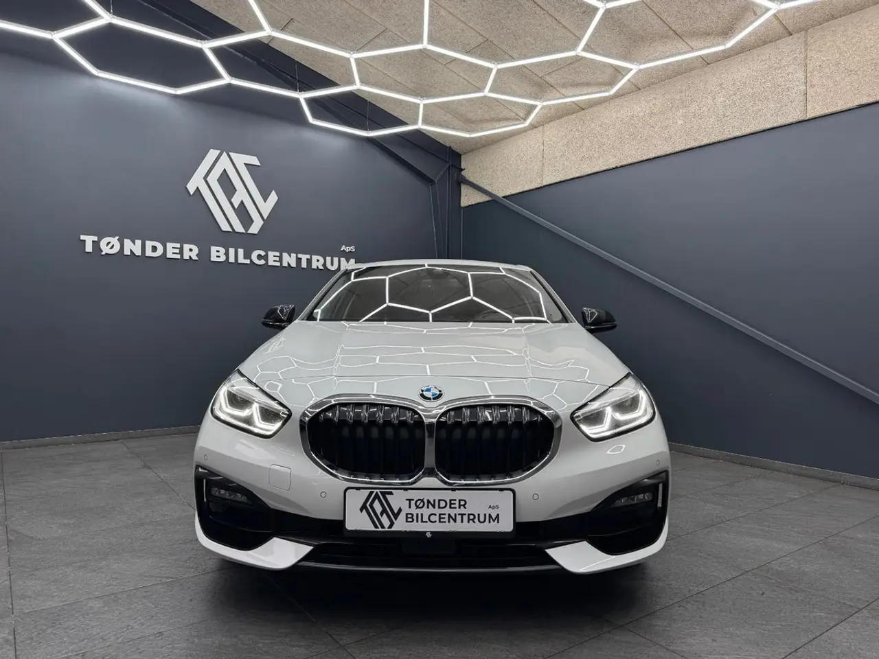Billede 5 - BMW 120d 2,0 Sport Line xDrive aut.