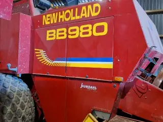 New Holland BB980