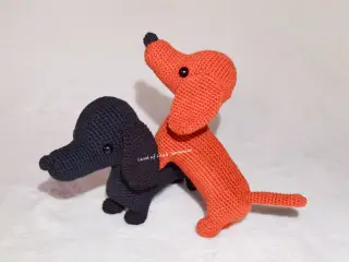 Hæklede gravhunde, 20 cm