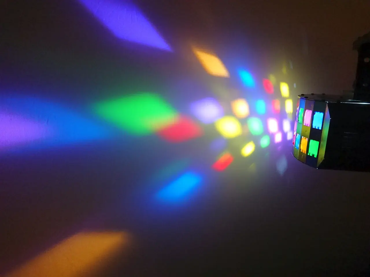 Billede 4 - Udlejes - EUROLITE LED D-10