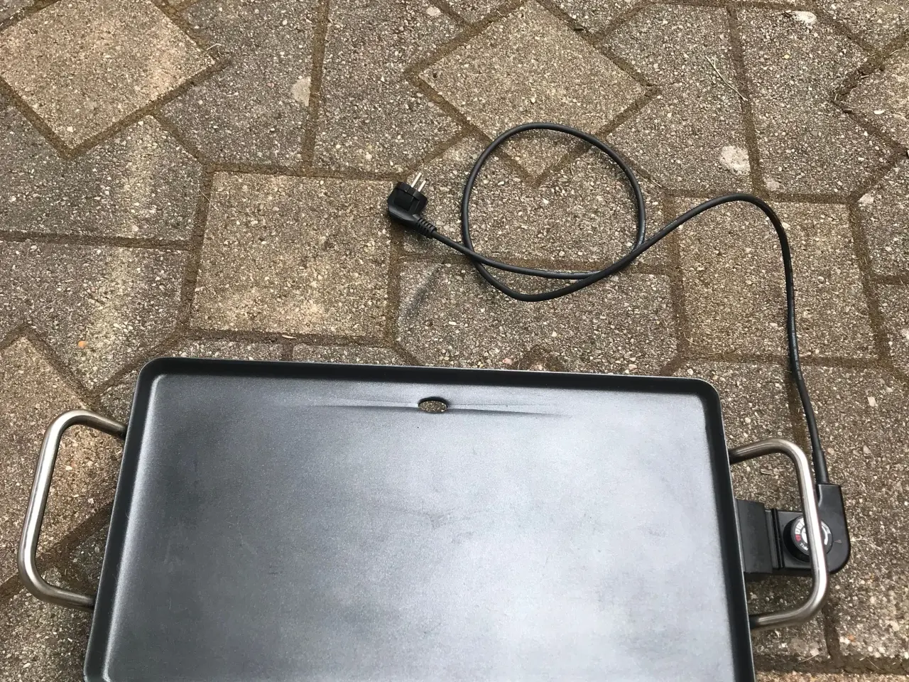 Billede 2 - Bordgrill til udendørs brug