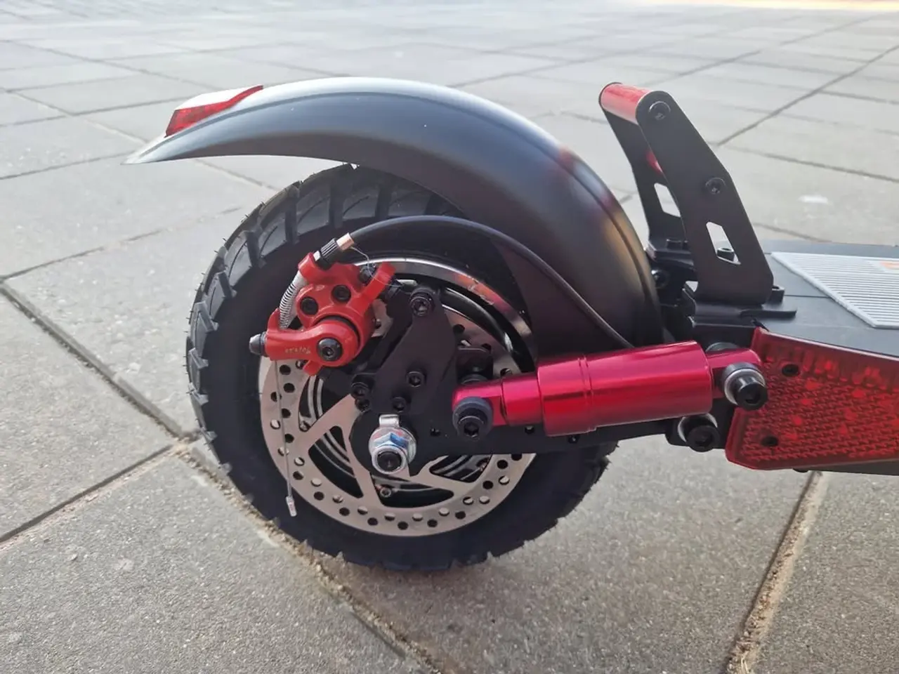Billede 4 - 🛴 Kukirin M4 Pro – Robust el-løbehjul med sæde