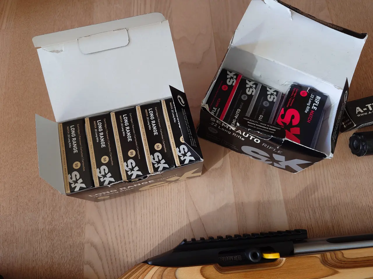 Billede 4 - Ruger 10/22 Competition + Lyddæmper, Ammo og mere.
