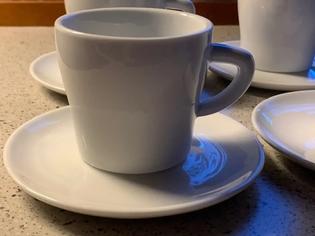 Billede 7 - Mocca-/kaffekopper m/underkopper/æggebægre, 4 stk.