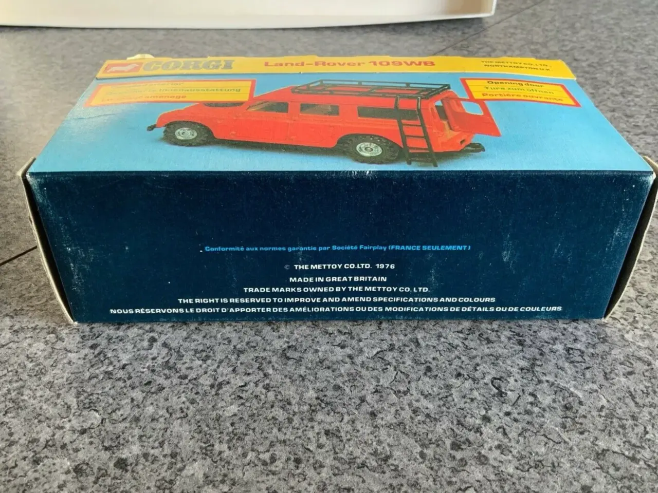 Billede 7 - Corgi Toys No. 421 Land Rover 109 W.B. scale 1:36