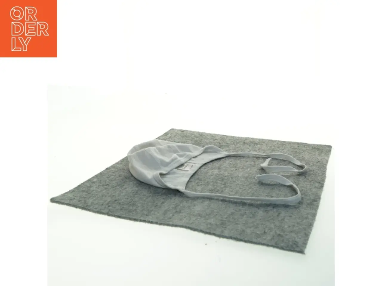 Billede 2 - Baby hue (str. 68/74 cm)