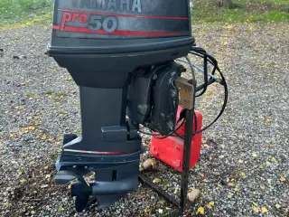 Yamaha PRO 50 med elstart og powertrim