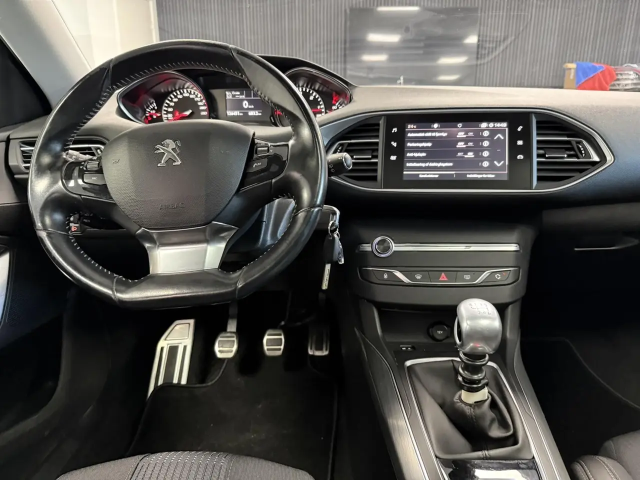 Billede 11 - Peugeot 308 1,6 BlueHDi Allure+ 120HK 5d