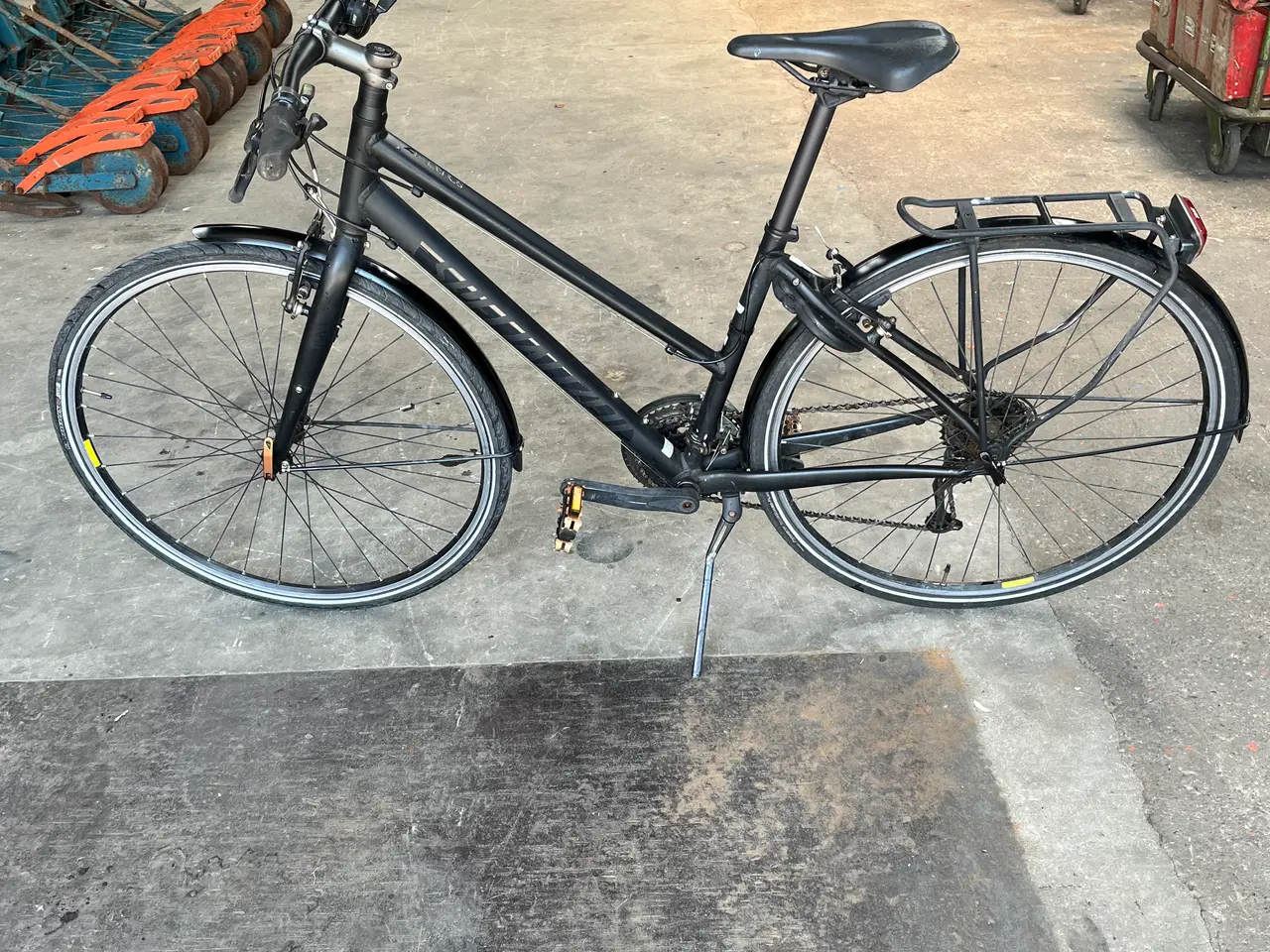 Billede 1 - damecykel Specialized 