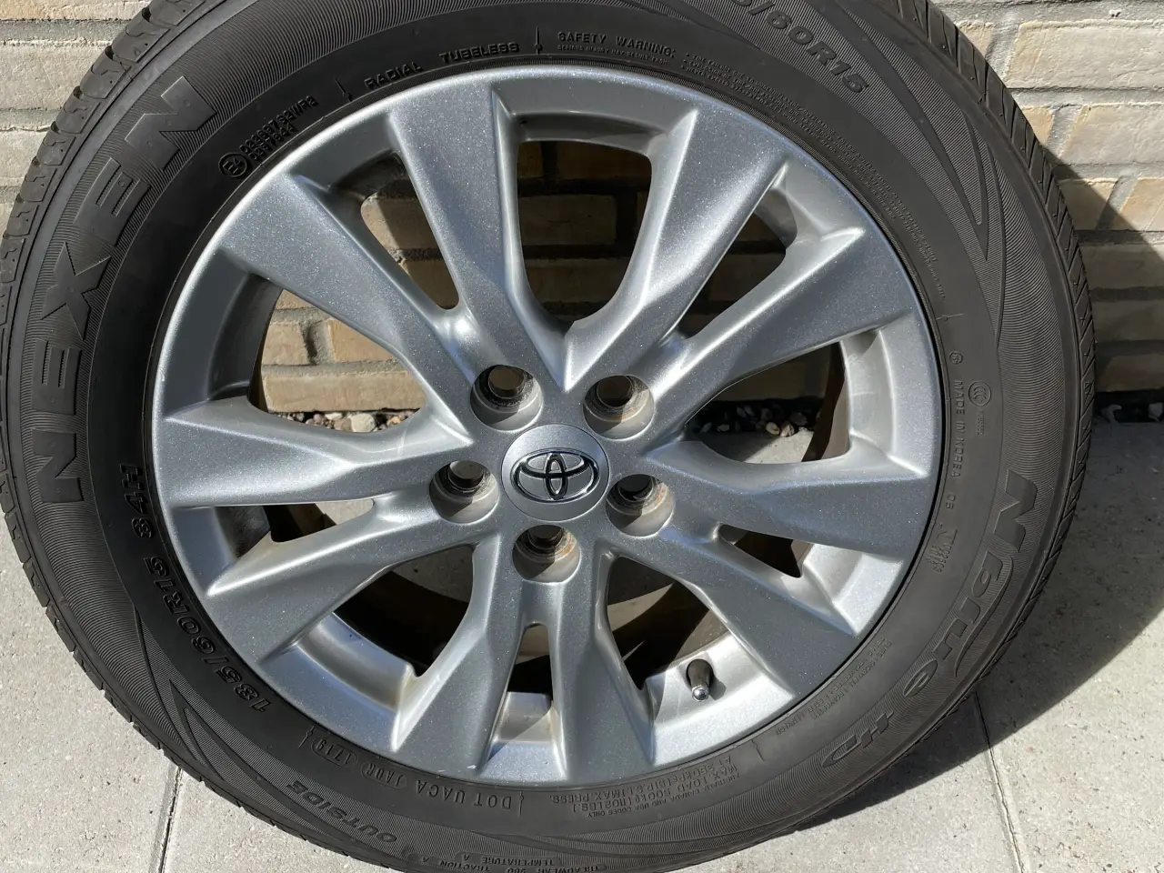 Billede 1 - Originale Toyota sommerhjul 