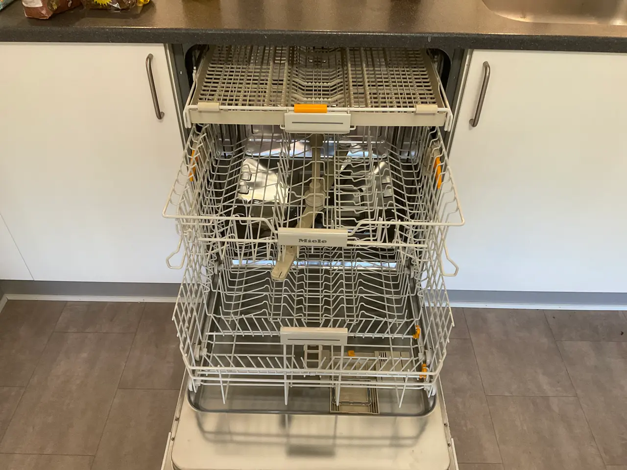 Billede 3 - Fin Miele opvaskemaskine