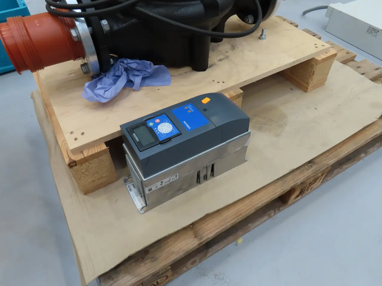 Billede 2 - Inline pumpe GRUNDFOS TP 100-130/4 A-F-A-BQQE-KW3