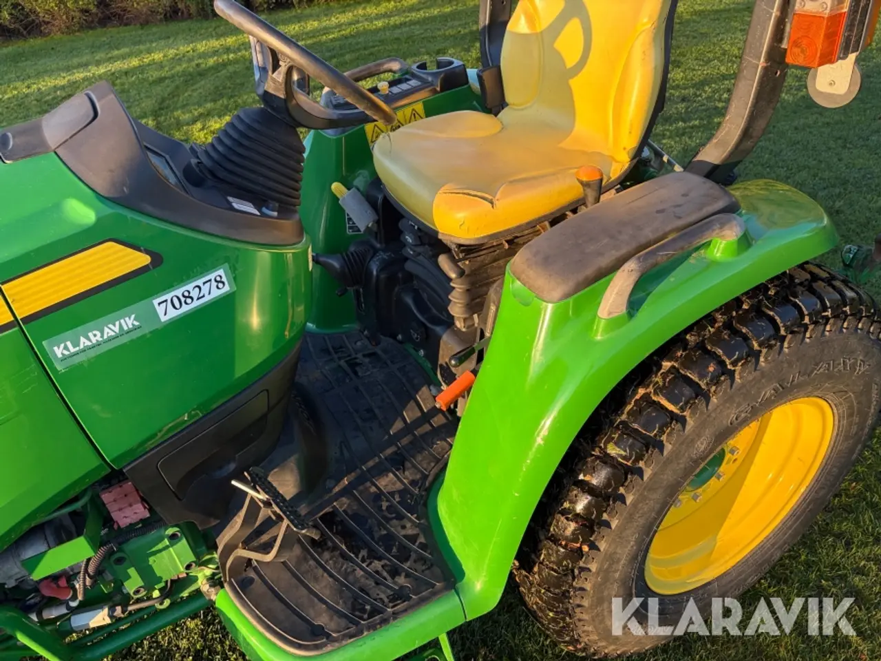 Billede 11 - Kompakttraktor John Deere 3045R LV03