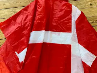 Dannebrog poncho