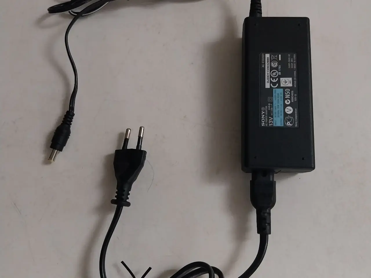 Billede 3 - Sony oplader