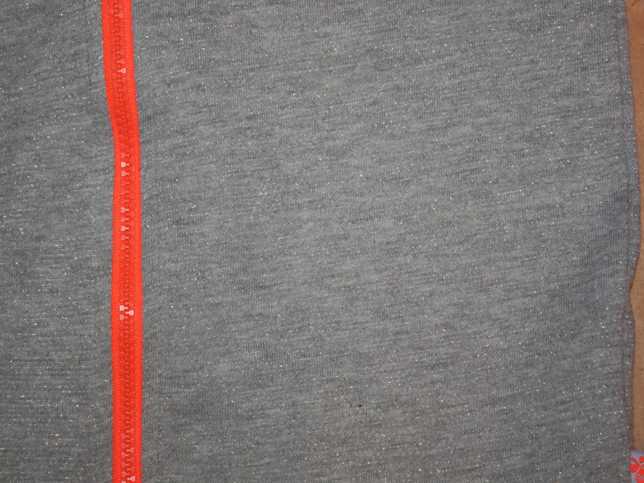 Billede 4 - Hummel cardigan str. 128