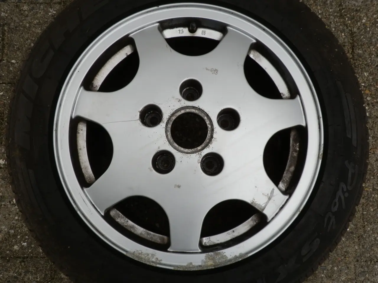 Billede 2 - Et stk. originalt 16 t. fælge til Porsche 928GT