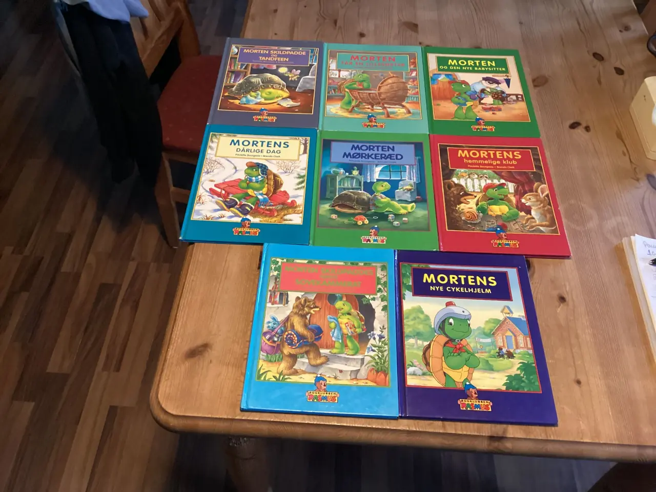 Billede 8 - Morten Skildpadde Bamser, sparegris, Bøger.
