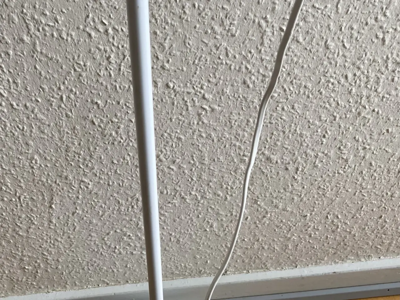 Billede 4 - Gulvlampe med Bluetooth pære