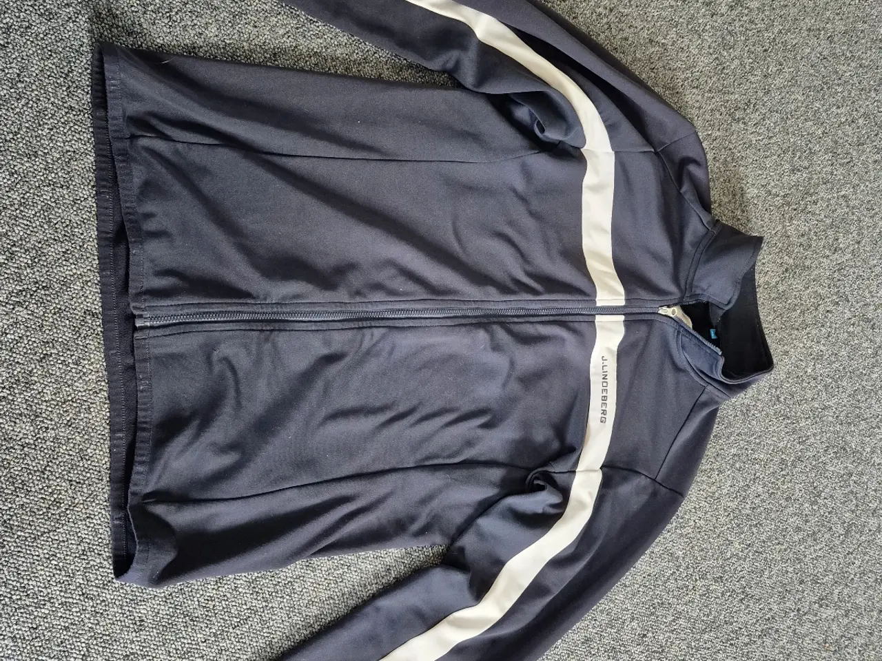 Billede 1 - Zip bluse str L J.Lindberg