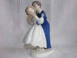 Porcelænsfigur "Ungdommelig dristighed" fra B&G